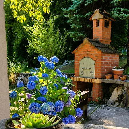 Chalet Dora